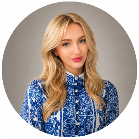 Portrait of Samantha Oakes